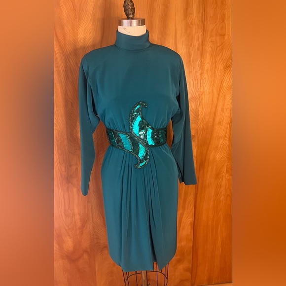 Bob Mackie Dresses & Skirts - BOB MACKIE vintage dress late 80’s very flattering and rare ✨